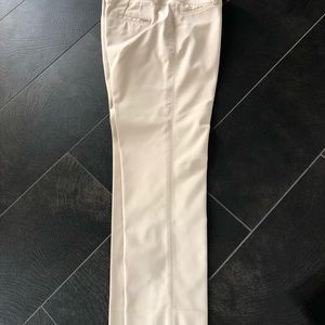White House Black Market Pants - White House Black Market Cream Capri Pants White House Black Market Pants - White House Black Market Cream Capri Pants